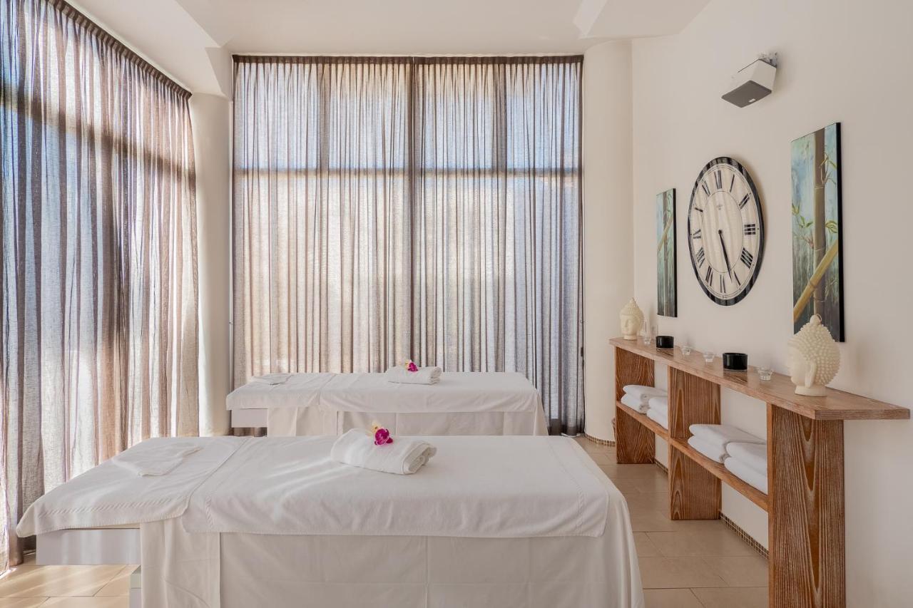 The Pelican Beach Resort & Spa - Adults Only Olbia Extérieur photo