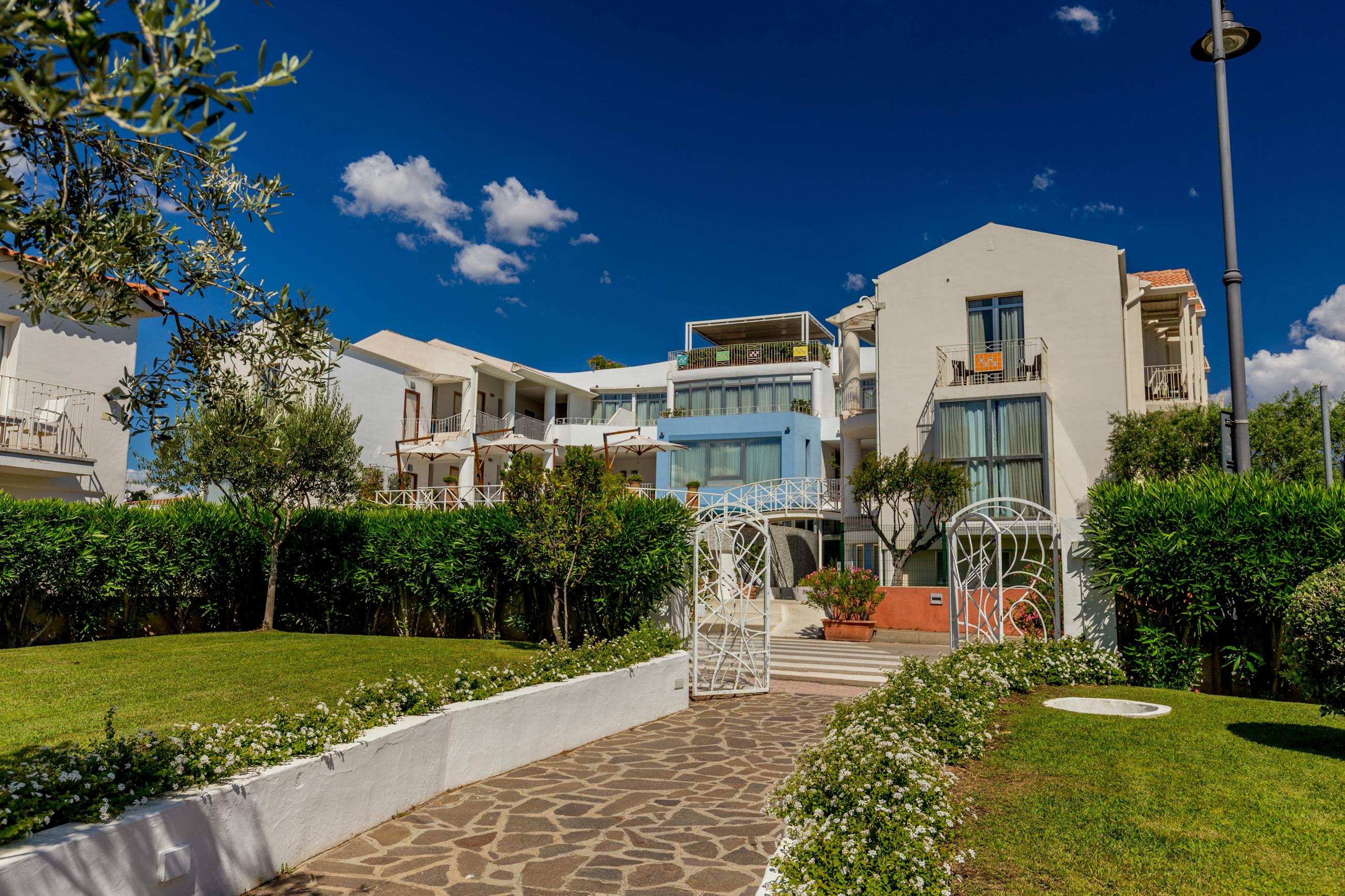 The Pelican Beach Resort & Spa - Adults Only Olbia Extérieur photo